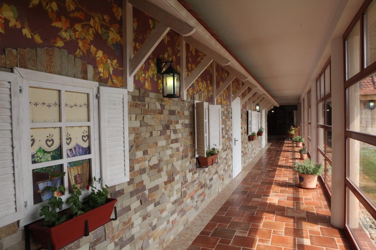 Publo Spa Hotel Vyshkove Εξωτερικό φωτογραφία